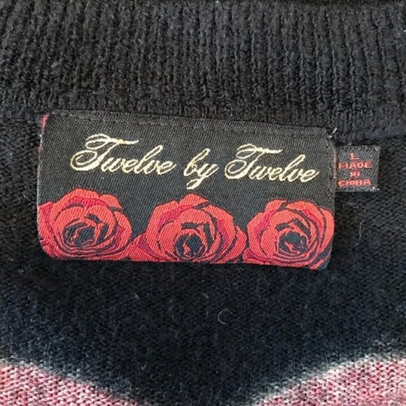 TWELVE BY TWELVE: Heart/Horse/Chain Cardigan Sz L - Picture 3 of 8